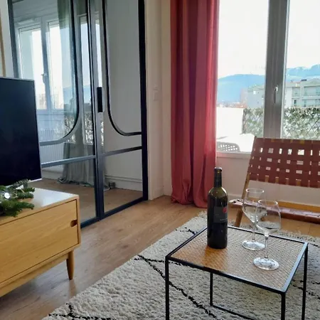 Centre - Balcon Avec Vue - Deco Chaleureuse Annecy